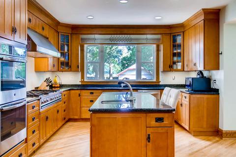 1504 W Juneway Ter, Chicago, IL 60626 photo 9