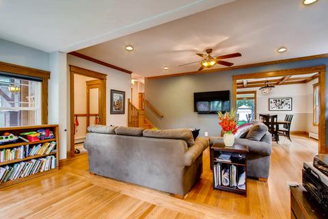 1504 W Juneway Ter, Chicago, IL 60626 photo 5