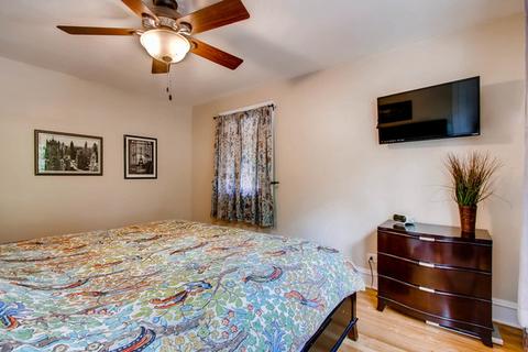 1504 W Juneway Ter, Chicago, IL 60626 photo 16