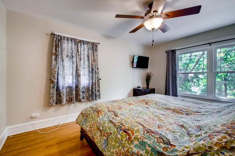 1504 W Juneway Ter, Chicago, IL 60626 photo 15