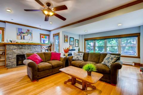 1504 W Juneway Ter, Chicago, IL 60626 photo 3