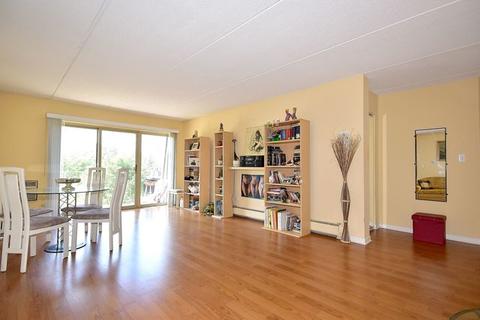 567 Fairway View Dr #6-3B, Wheeling, IL 60090 photo 4
