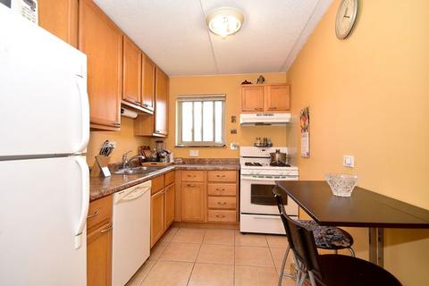 567 Fairway View Dr #6-3B, Wheeling, IL 60090 photo 9