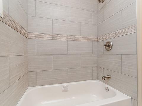 1701 E 83rd Pl, Chicago, IL 60617 photo 9