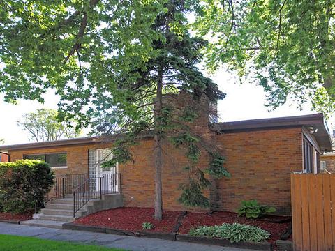 1701 E 83rd Pl, Chicago, IL 60617 photo 1