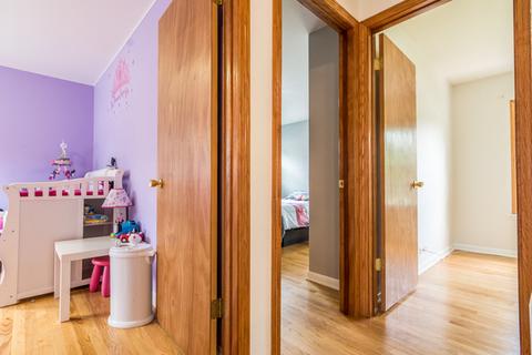 126 E Armitage Ave, Addison, IL 60101 photo 13