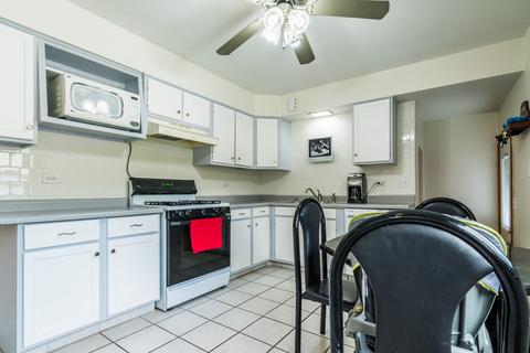 126 E Armitage Ave, Addison, IL 60101 photo 6