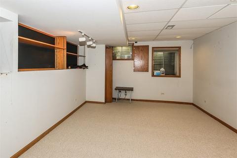 3957 Bordeaux Dr, Hoffman Estates, IL 60192 photo 16
