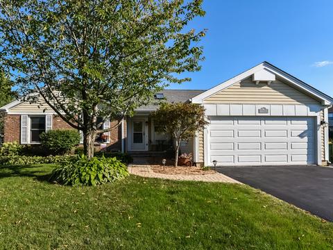 1057 Shady Tree Ln, Wheeling, IL 60090 photo 1
