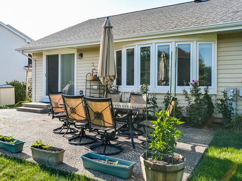 1057 Shady Tree Ln, Wheeling, IL 60090 photo 29