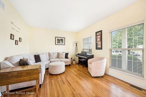 7128 Waterman Ct, Plainfield, IL 60586 photo 5