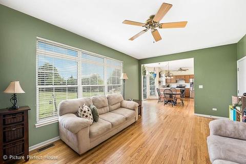 7128 Waterman Ct, Plainfield, IL 60586 photo 13