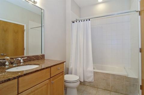 924 W Cornelia Ave #4E, Chicago, IL 60657 photo 16