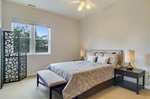 924 W Cornelia Ave #4E, Chicago, IL 60657 photo 9
