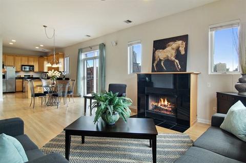 924 W Cornelia Ave #4E, Chicago, IL 60657 photo 3