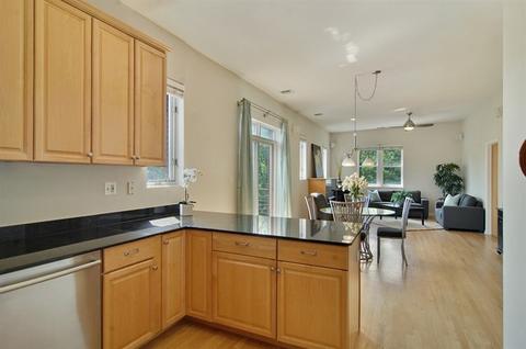 924 W Cornelia Ave #4E, Chicago, IL 60657 photo 7