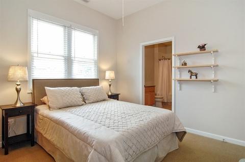924 W Cornelia Ave #4E, Chicago, IL 60657 photo 14