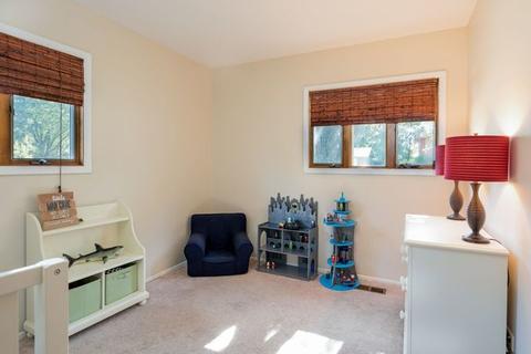 2060 Shepard Rd, Hoffman Estates, IL 60169 photo 12