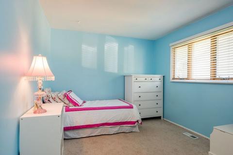 2060 Shepard Rd, Hoffman Estates, IL 60169 photo 14
