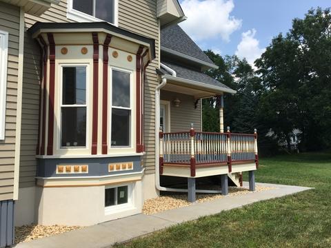717 Prospect St, Elgin, IL 60120 photo 3