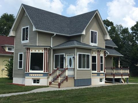 717 Prospect St, Elgin, IL 60120 photo 1