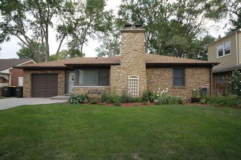 311 Desplaines Ave, Riverside, IL 60546 photo 2