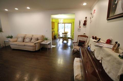 311 Desplaines Ave, Riverside, IL 60546 photo 8