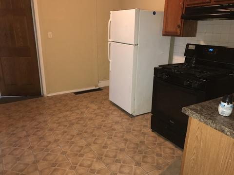 2041 W 68th Pl, Chicago, IL 60636 photo 10