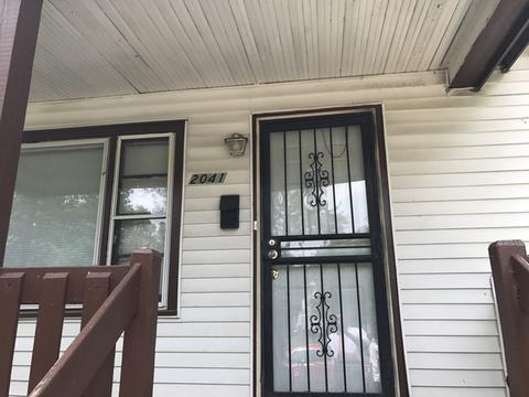 2041 W 68th Pl, Chicago, IL 60636 photo 4