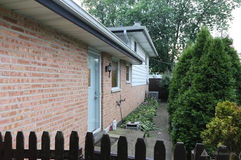 8024 Natchez Ave, Burbank, IL 60459 photo 5