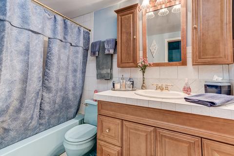 1499 Dennison Rd, Hoffman Estates, IL 60169 photo 16