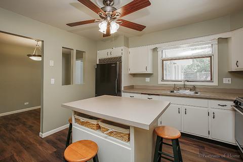 311 E Cole Ave, Wheaton, IL 60187 photo 4