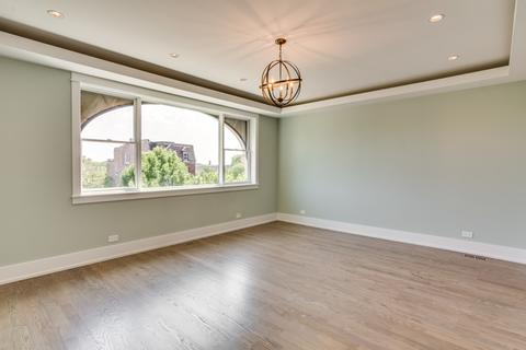 928 E 42nd Pl, Chicago, IL 60653 photo 17