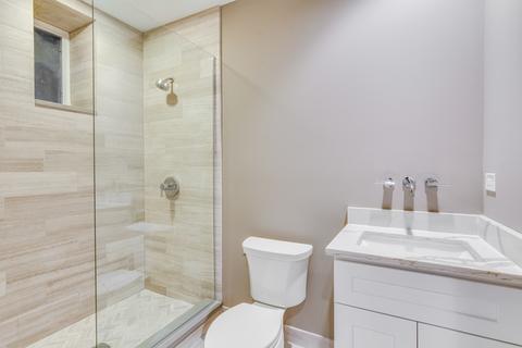 928 E 42nd Pl, Chicago, IL 60653 photo 23
