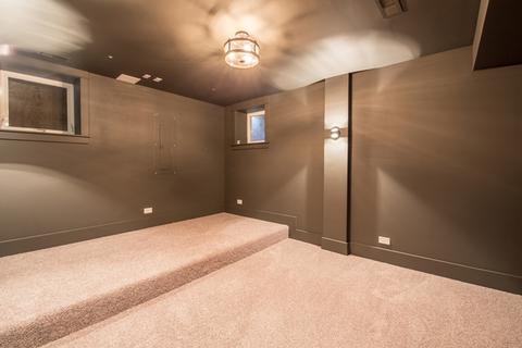 928 E 42nd Pl, Chicago, IL 60653 photo 24