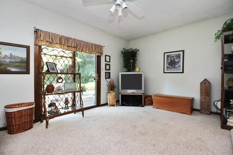 35 Strasma South Dr, Kankakee, IL 60901 photo 11