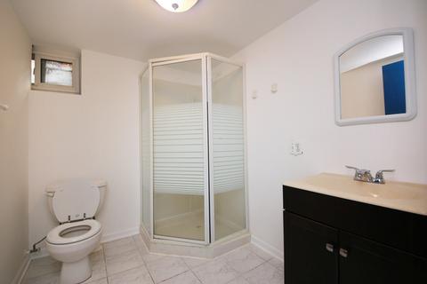 9246 Clancy Dr, Des Plaines, IL 60016 photo 14