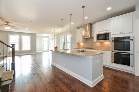 921 Rolling Pass, Glenview, IL 60025 photo 3