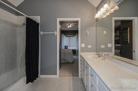 3552 Stackinghay Dr, Naperville, IL 60564 photo 17