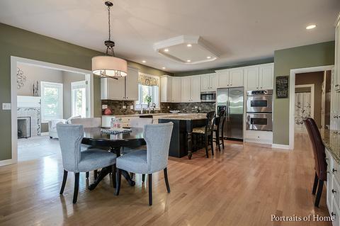 3552 Stackinghay Dr, Naperville, IL 60564 photo 3