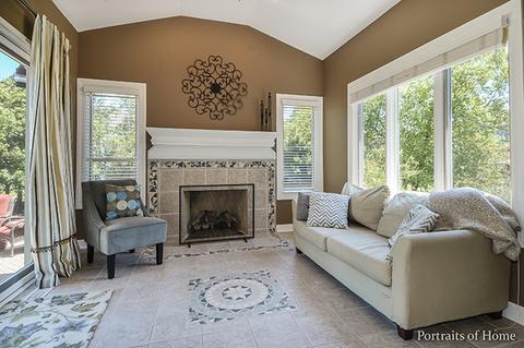 3552 Stackinghay Dr, Naperville, IL 60564 photo 6