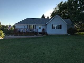 15665 Bishop Rd, Morrison, IL 61270 photo 2