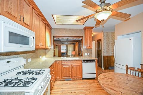20320 Harding Ave, Olympia Fields, IL 60461 photo 5