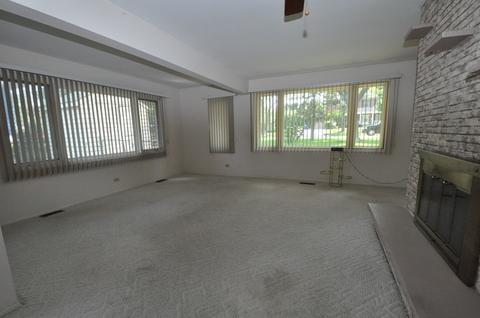 607 Ranch Rd, Wheaton, IL 60187 photo 10
