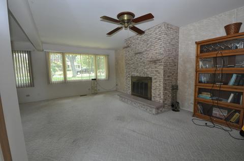607 Ranch Rd, Wheaton, IL 60187 photo 11