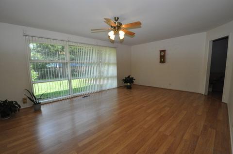 607 Ranch Rd, Wheaton, IL 60187 photo 9
