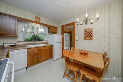 1109 S Naperville Rd, Wheaton, IL 60189 photo 9