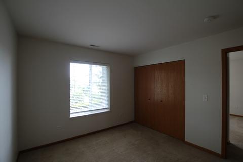 2828 Hoffman St, Plano, IL 60545 photo 10