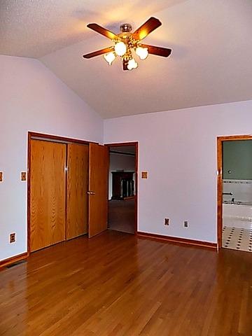3059 E 22nd Rd, Ottawa, IL 61350 photo 3