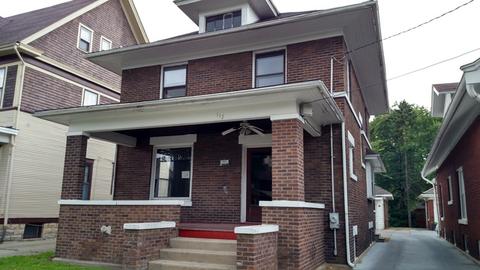 112 S 4th St, Aurora, IL 60505 photo 2